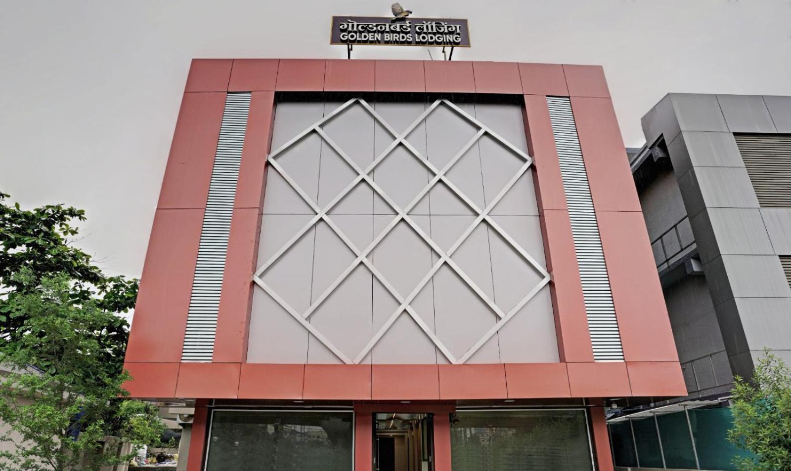 Glitz Hotels Golden Birds - Mahape, Navi Mumbai Bagian luar foto